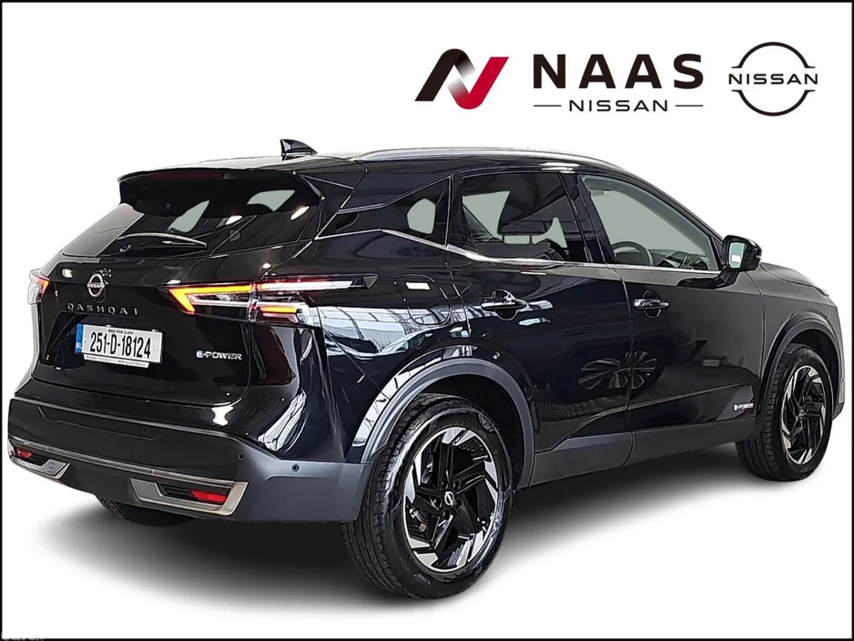 Nissan Qashqai MPV, Petrol Hybrid, 2025, Black