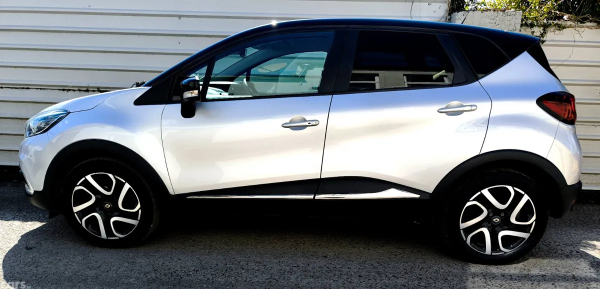 Renault Captur Hatchback, Petrol, 2019, Grey