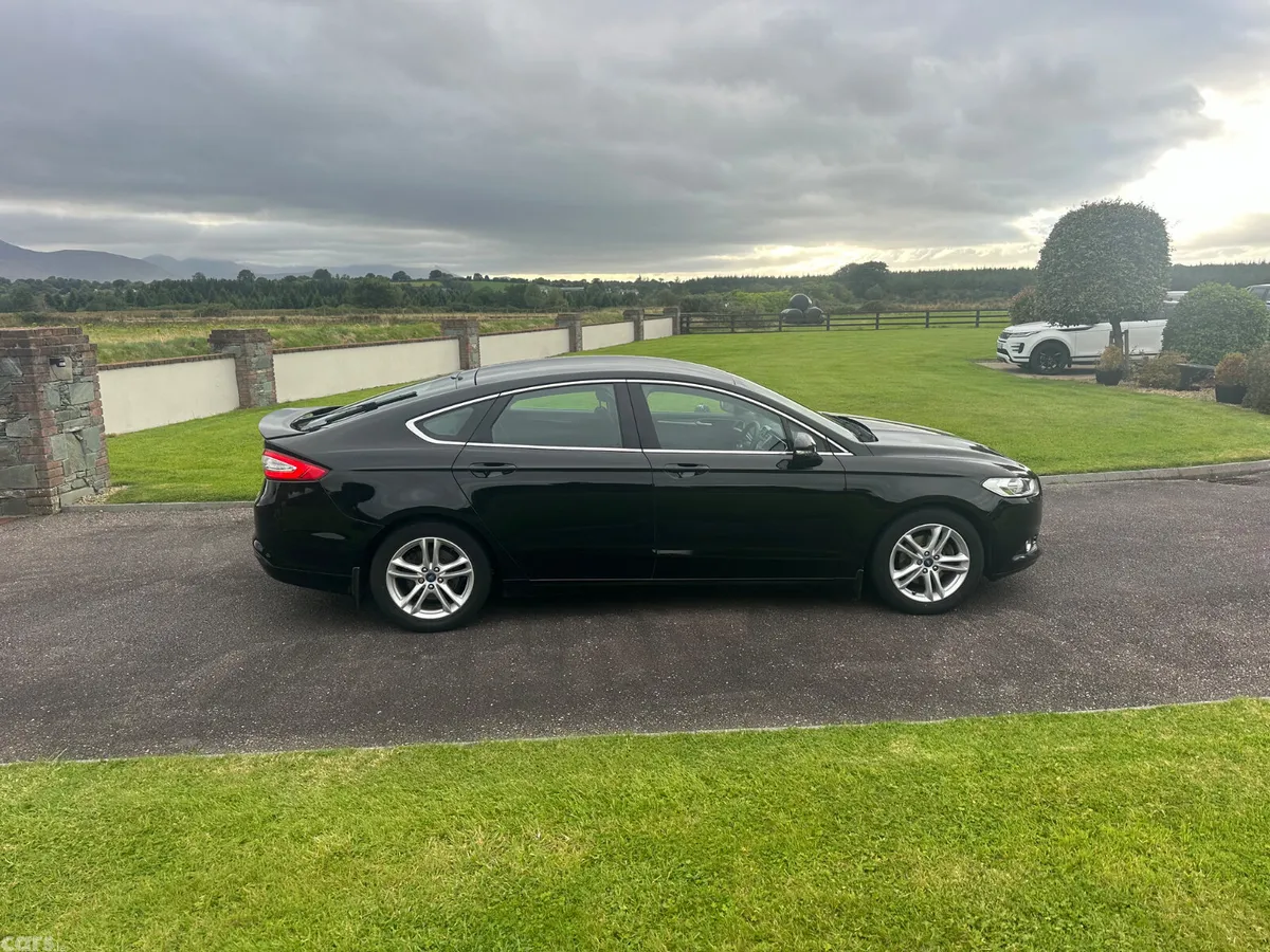 Ford Mondeo Hatchback, Diesel, 2016, Black