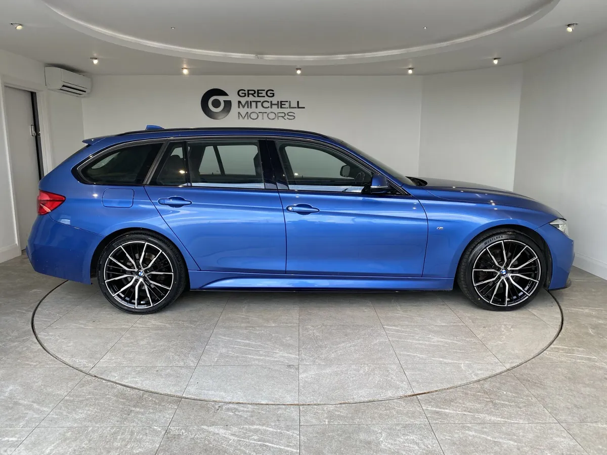 BMW 3-Series Saloon, Diesel, 2018, Blue