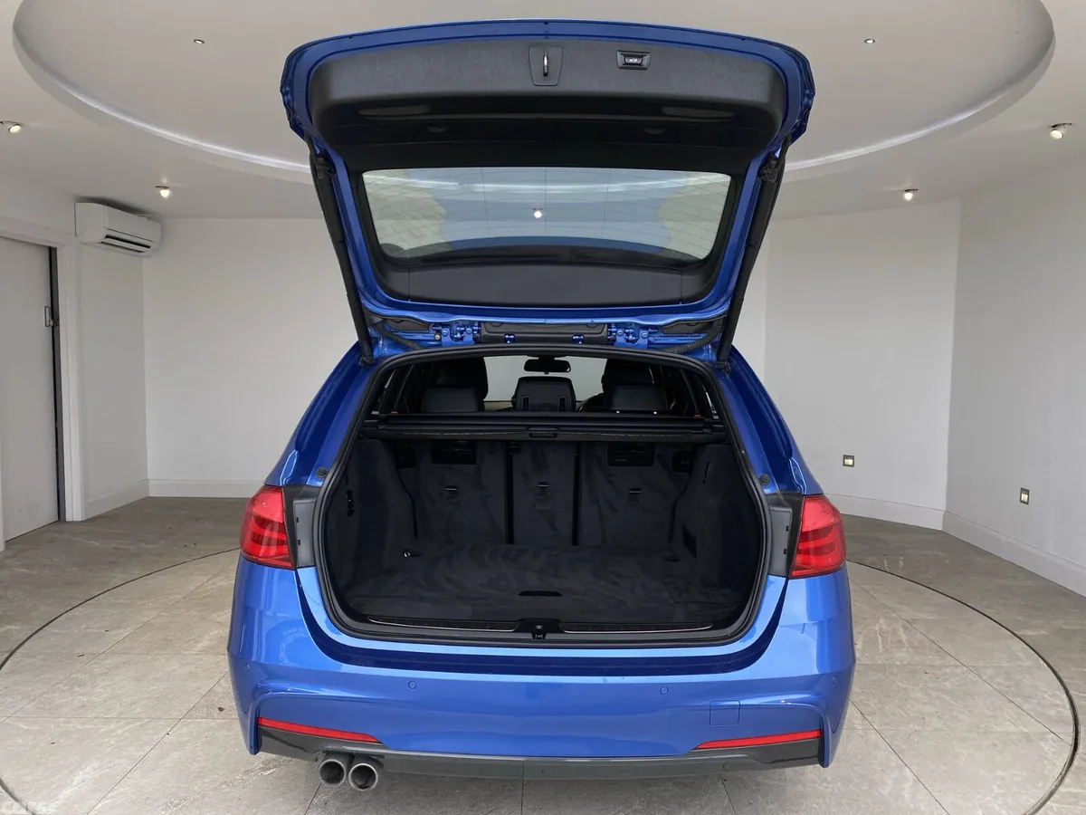 BMW 3-Series Saloon, Diesel, 2018, Blue