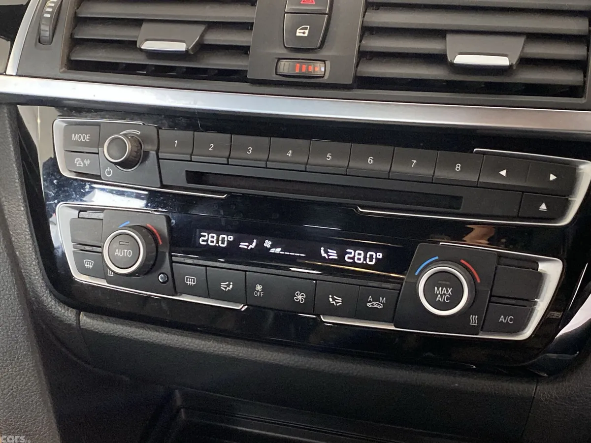 BMW 3-Series Saloon, Diesel, 2018, Blue