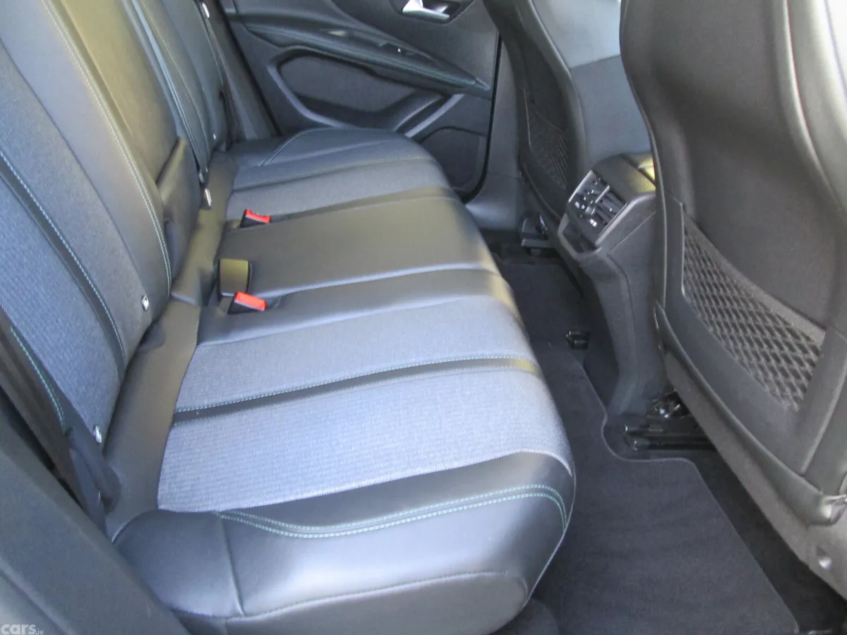 Peugeot 3008 SUV, Diesel, 2021, Black