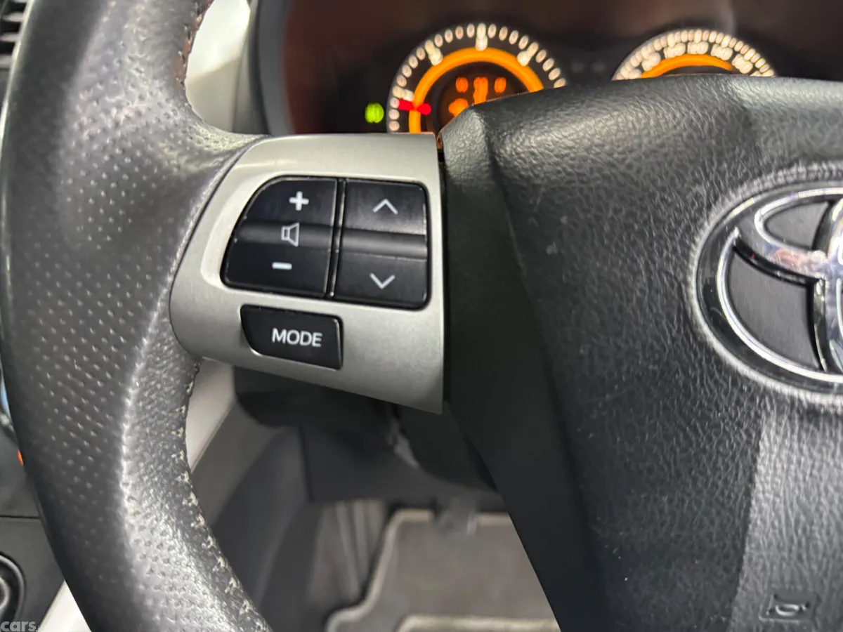 Toyota Auris Hatchback, Diesel, 2011, Grey