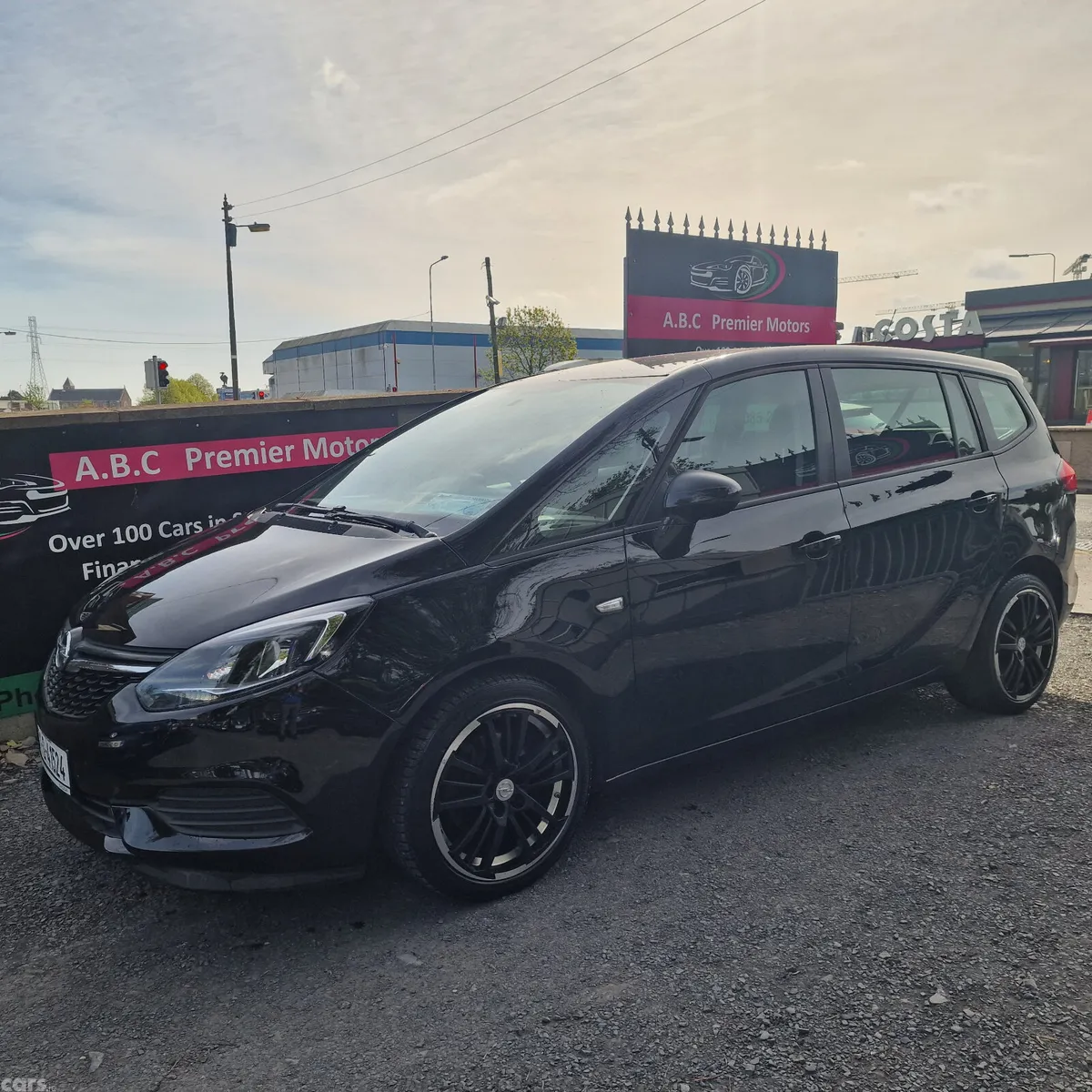 Opel Zafira MPV, Petrol, 2017, Black