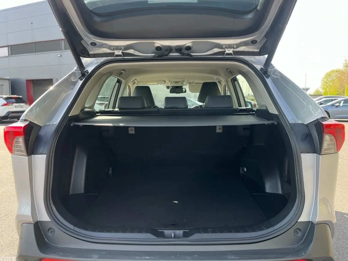 Toyota RAV4 SUV, Petrol Hybrid, 2019, Grey