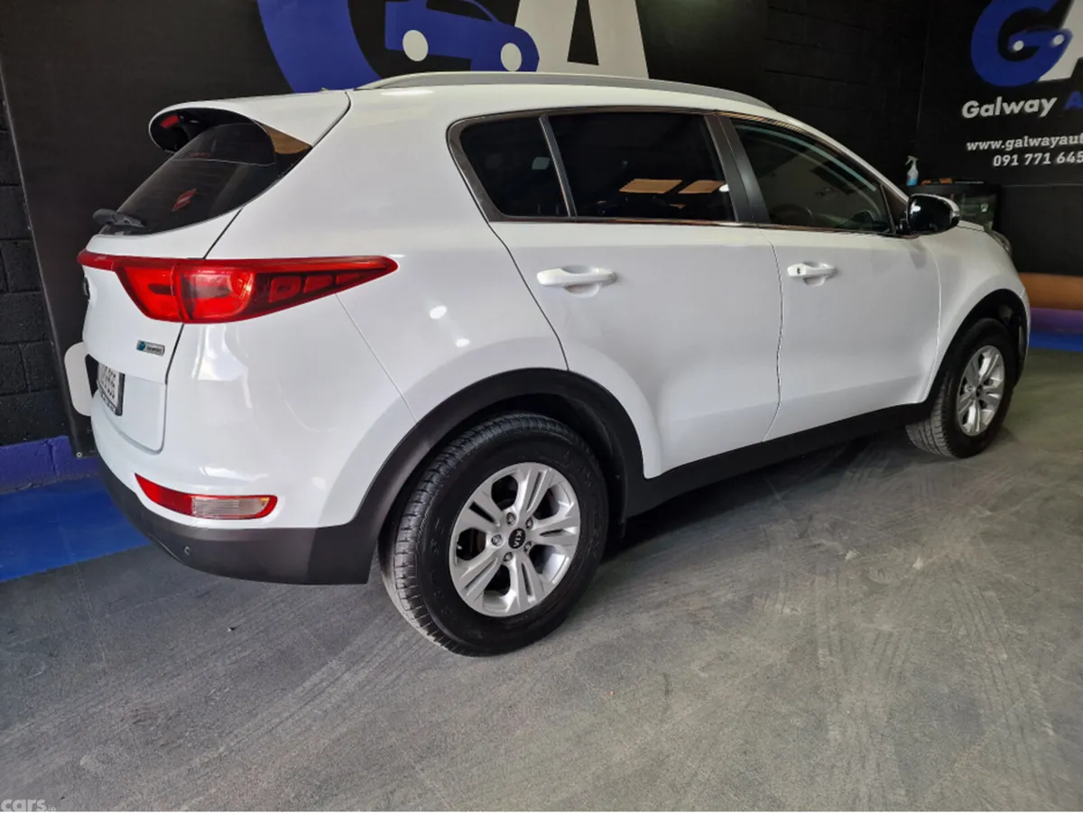 Kia Sportage SUV, Diesel, 2017, White