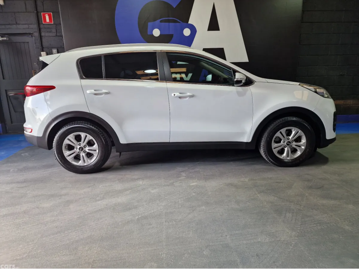 Kia Sportage SUV, Diesel, 2017, White