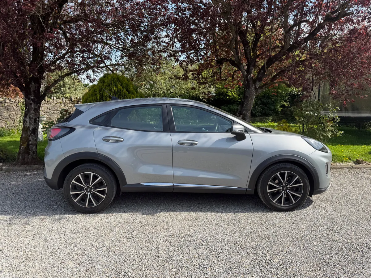 Ford Puma MPV, Diesel, 2021, Grey