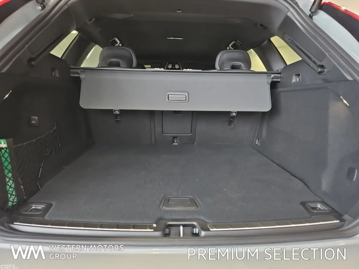 Volvo XC60 SUV, Petrol Plug-in Hybrid, 2026, Grey