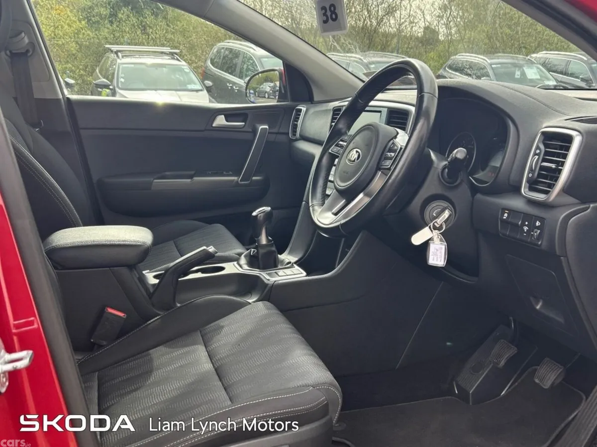 Kia Sportage SUV, Diesel Hybrid, 2020, Red