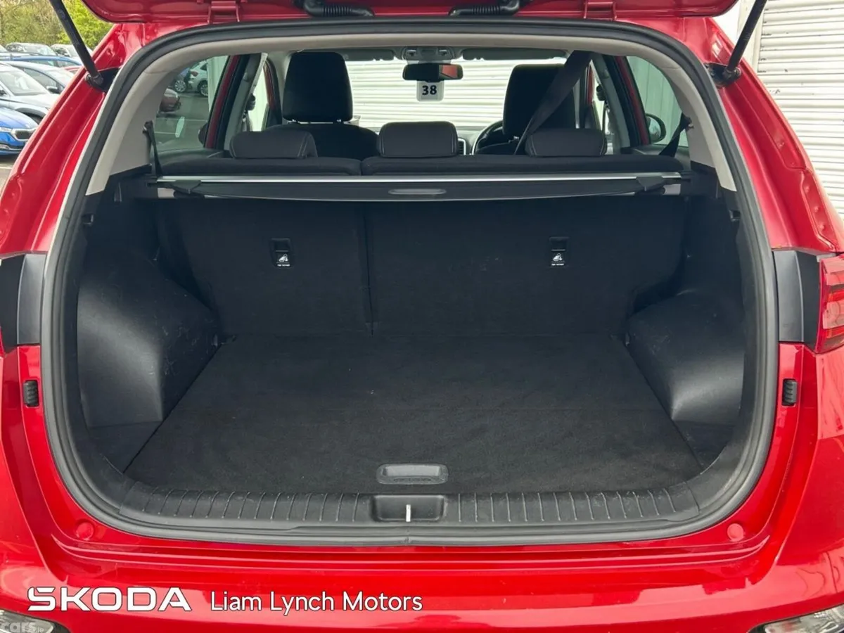Kia Sportage SUV, Diesel Hybrid, 2020, Red