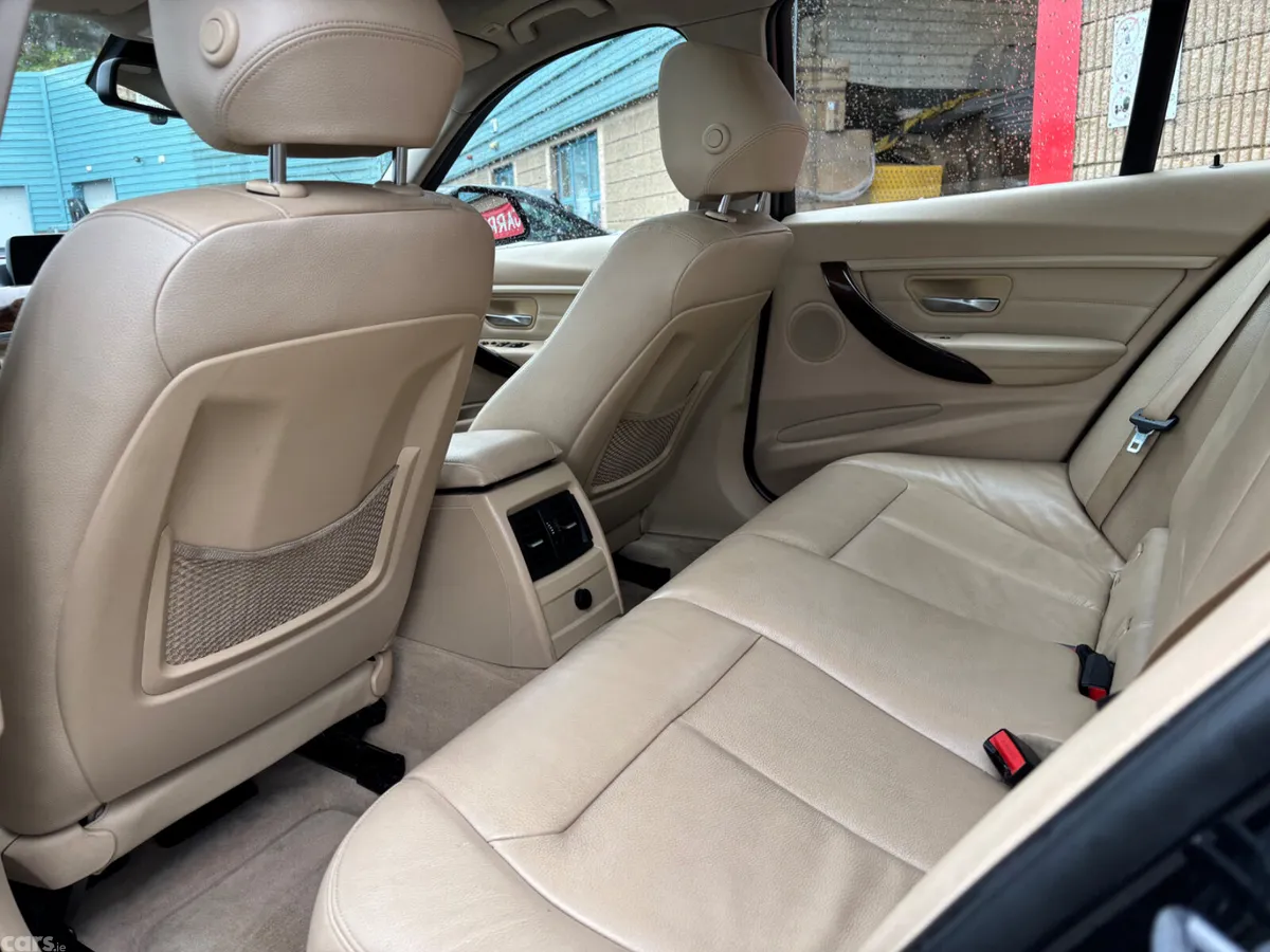 BMW 3-Series Saloon, Diesel, 2013, Black