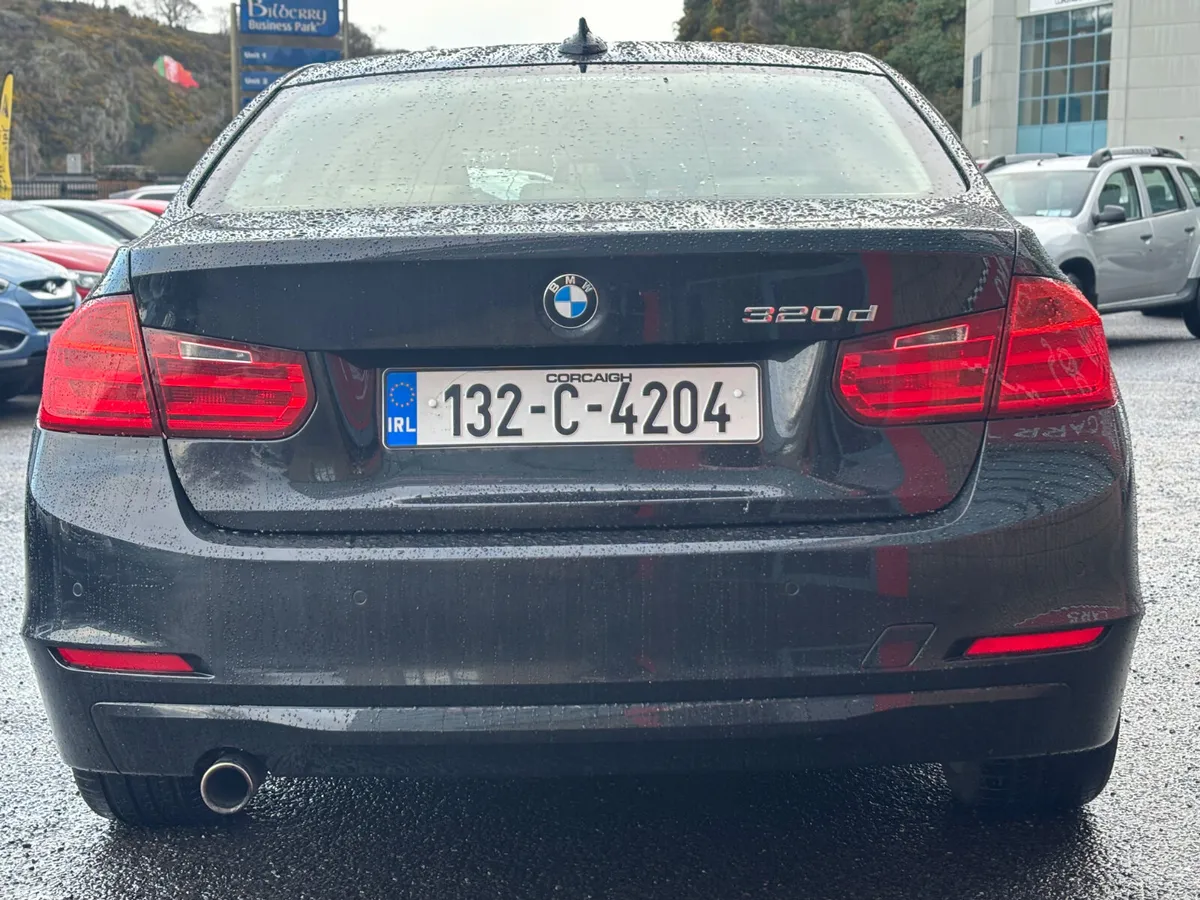 BMW 3-Series Saloon, Diesel, 2013, Black