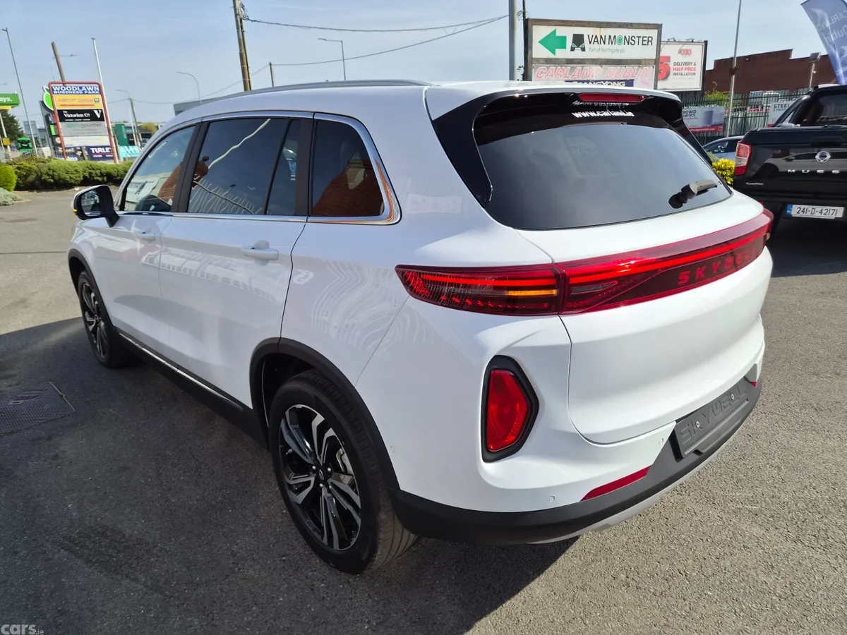 Skywell BE11 SUV, Electric, 2026, White