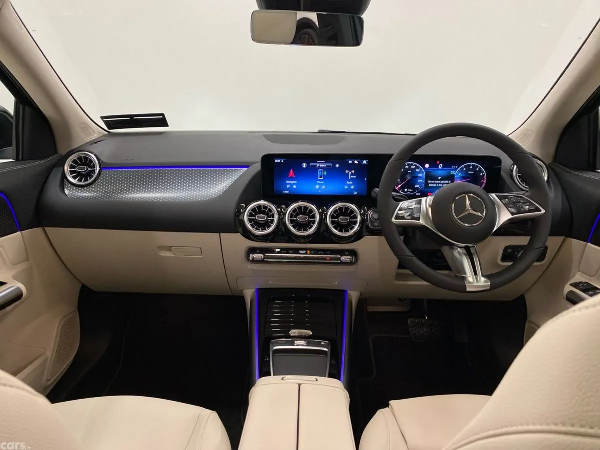 Mercedes-Benz GLA SUV, Petrol, 2026, Black
