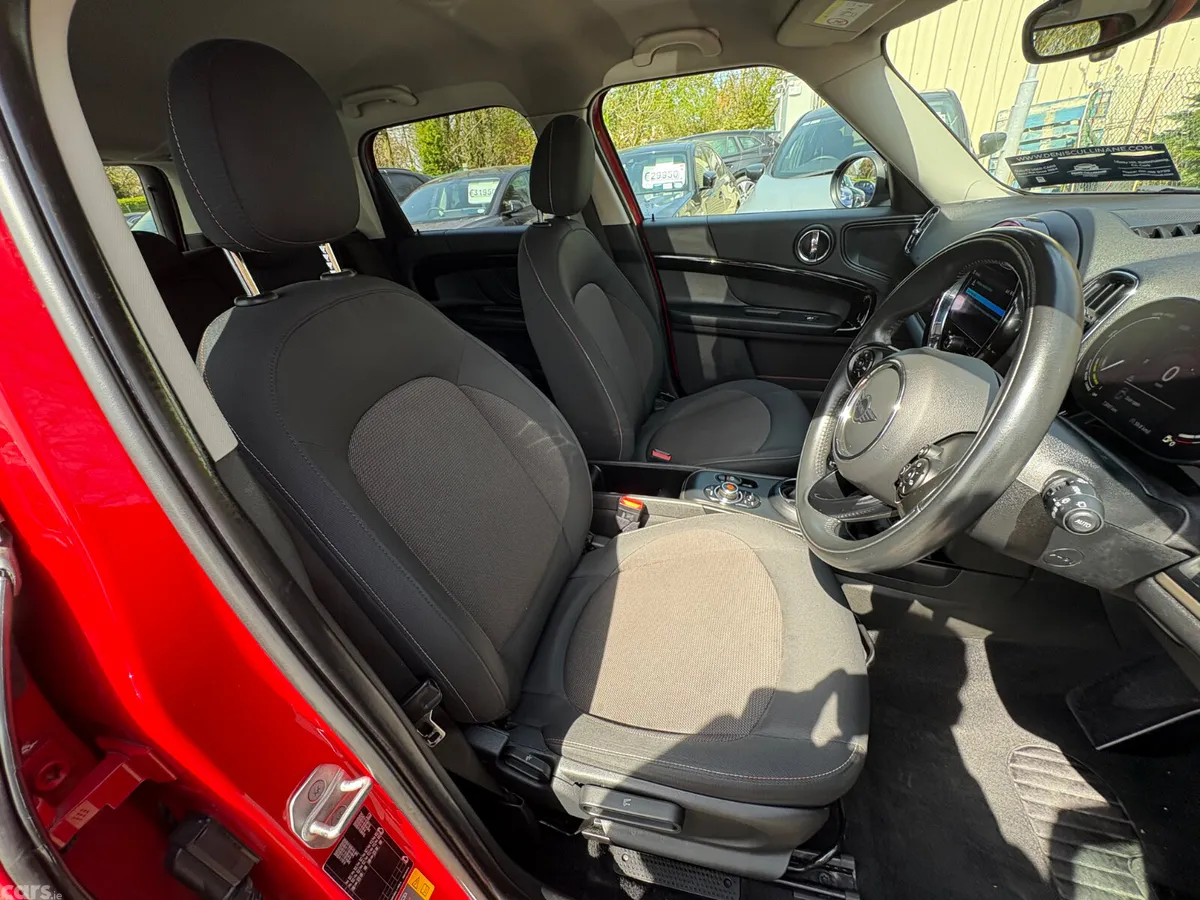 Mini Cooper Hatchback, Petrol Plug-in Hybrid, 2021, Red