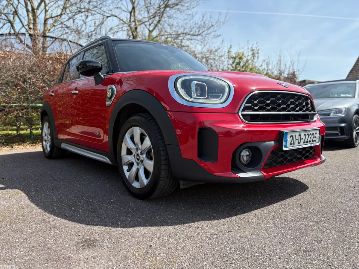 Mini Cooper Hatchback, Petrol Plug-in Hybrid, 2021, Red