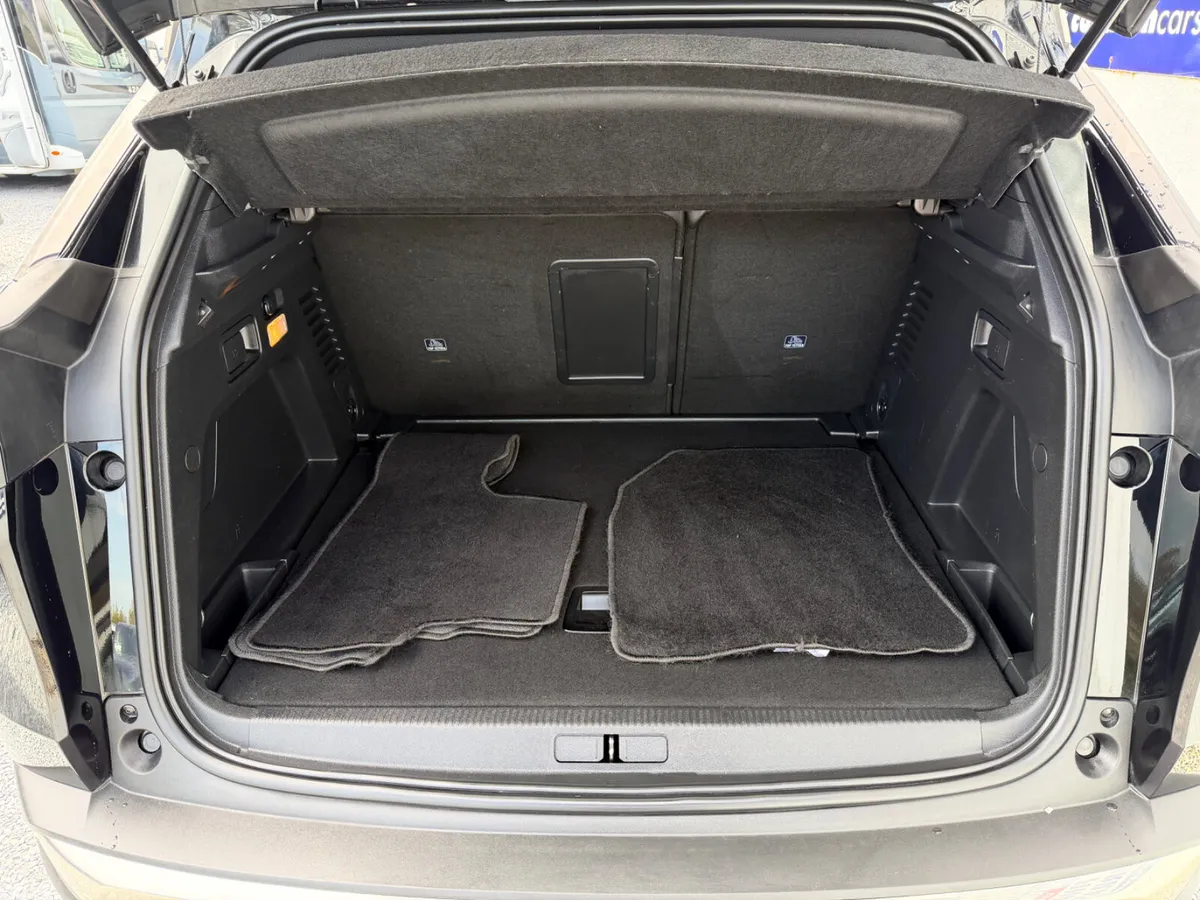 Peugeot 3008 SUV, Diesel, 2023, Black