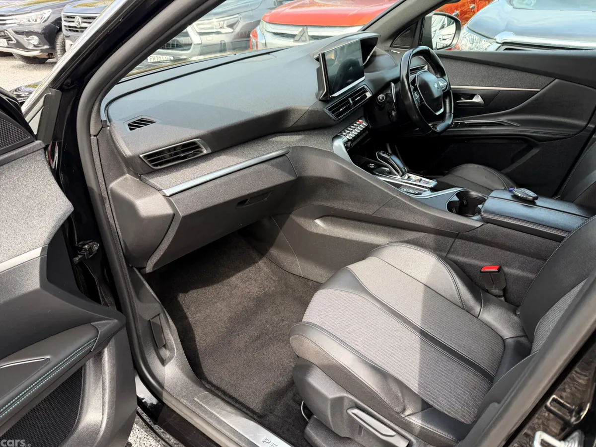 Peugeot 3008 SUV, Diesel, 2023, Black