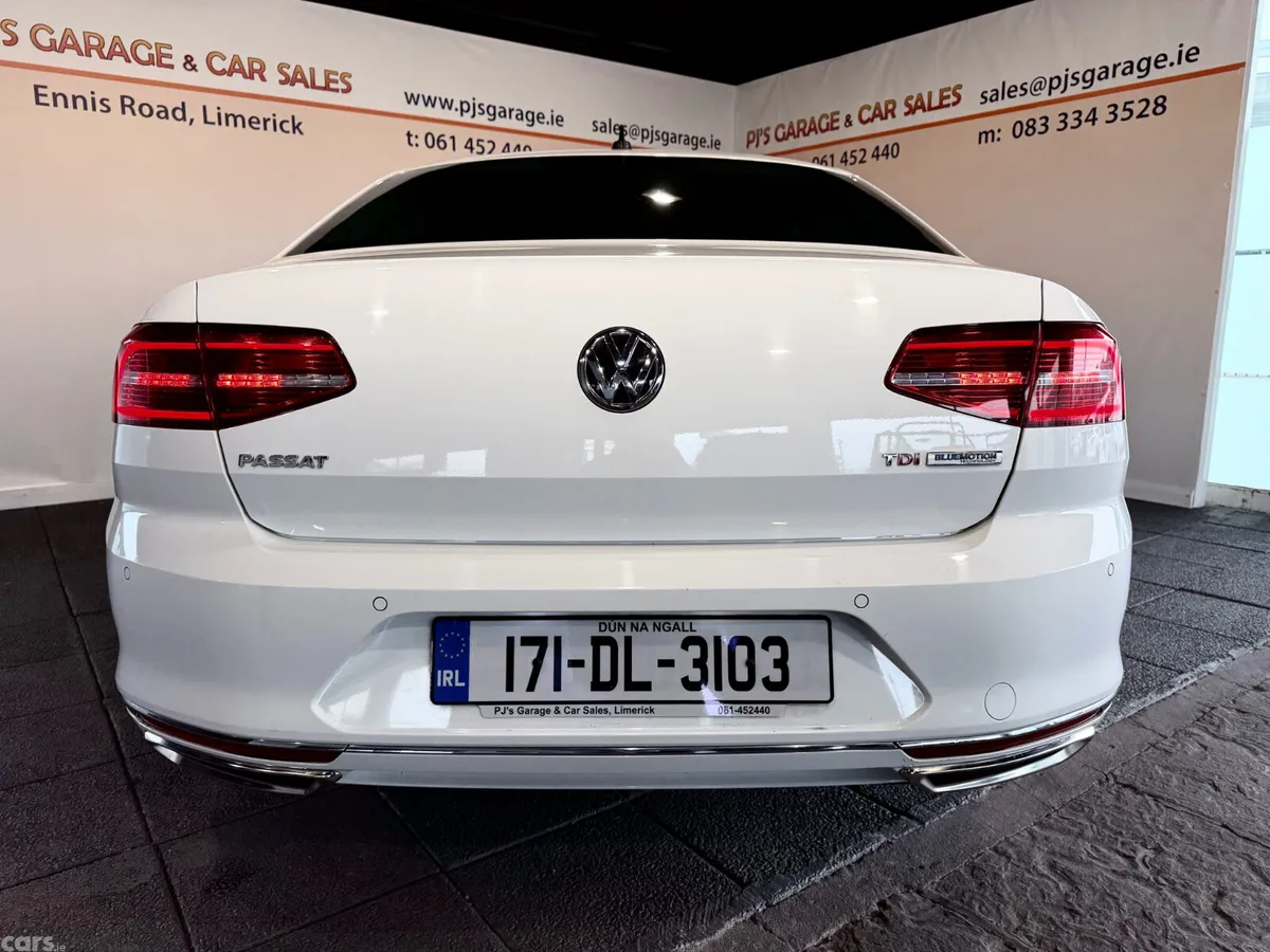 Volkswagen Passat Saloon, Diesel, 2017, White