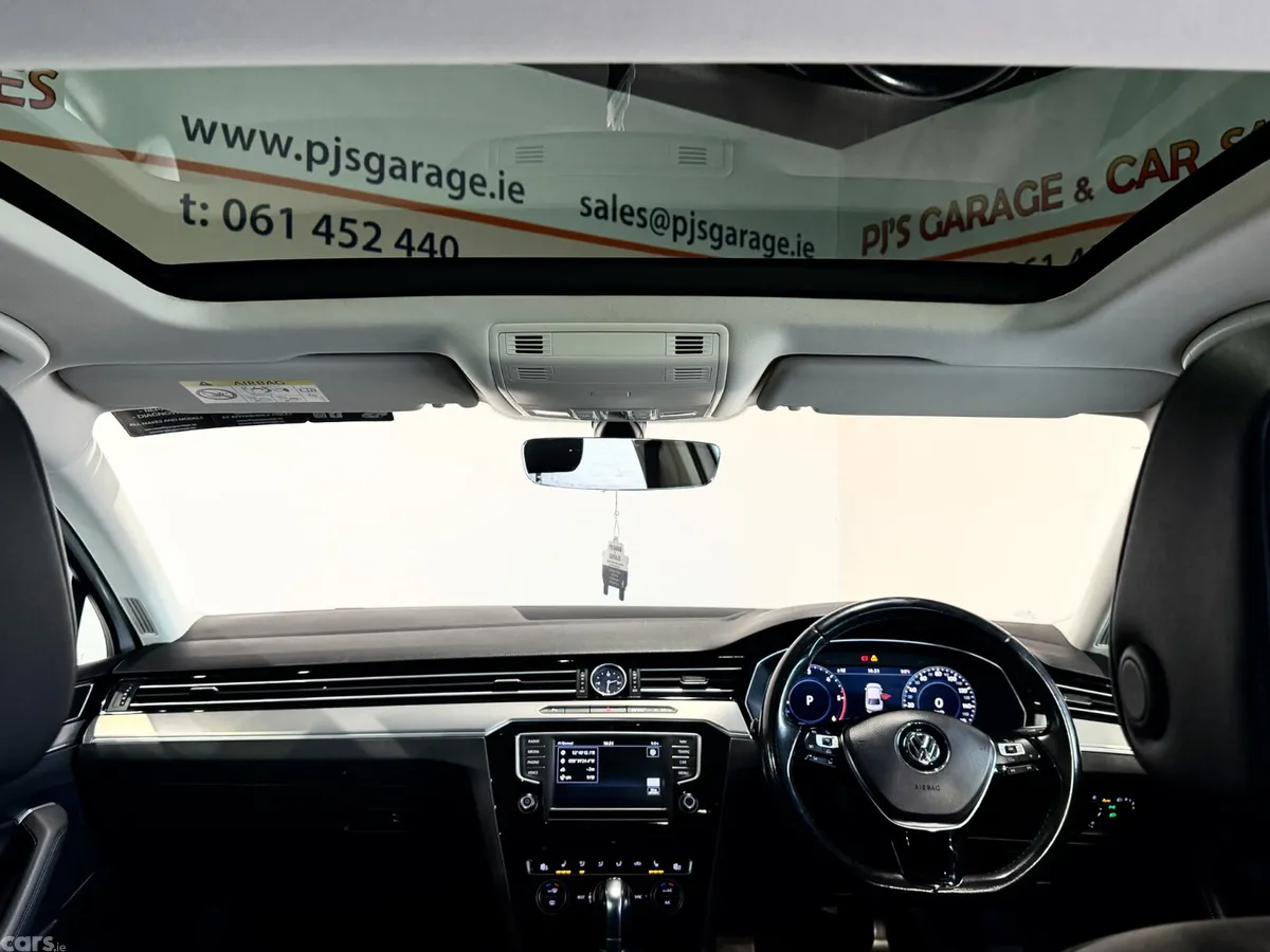 Volkswagen Passat Saloon, Diesel, 2017, White