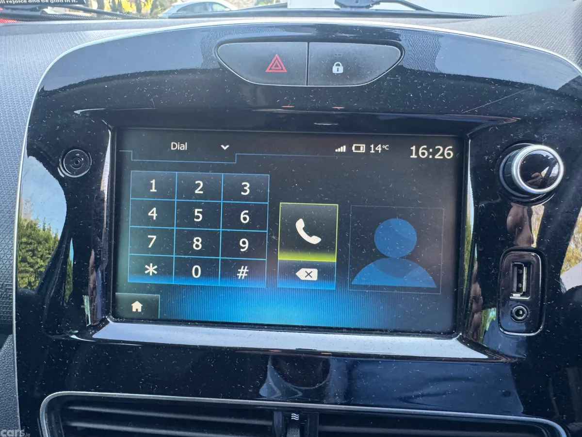 Renault Clio Hatchback, Petrol, 2019, Black