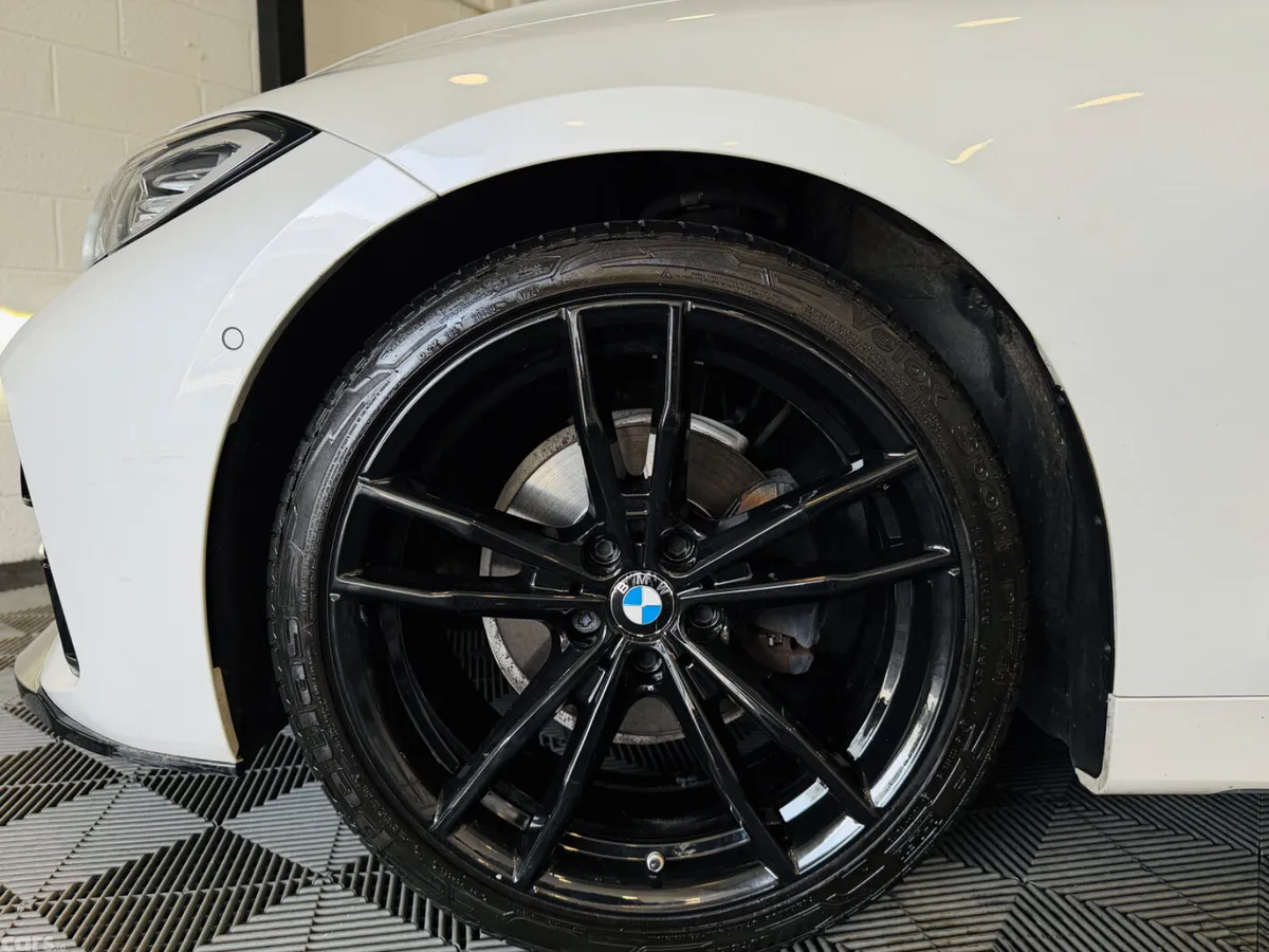 BMW 4-Series Coupe, Diesel, 2022, White