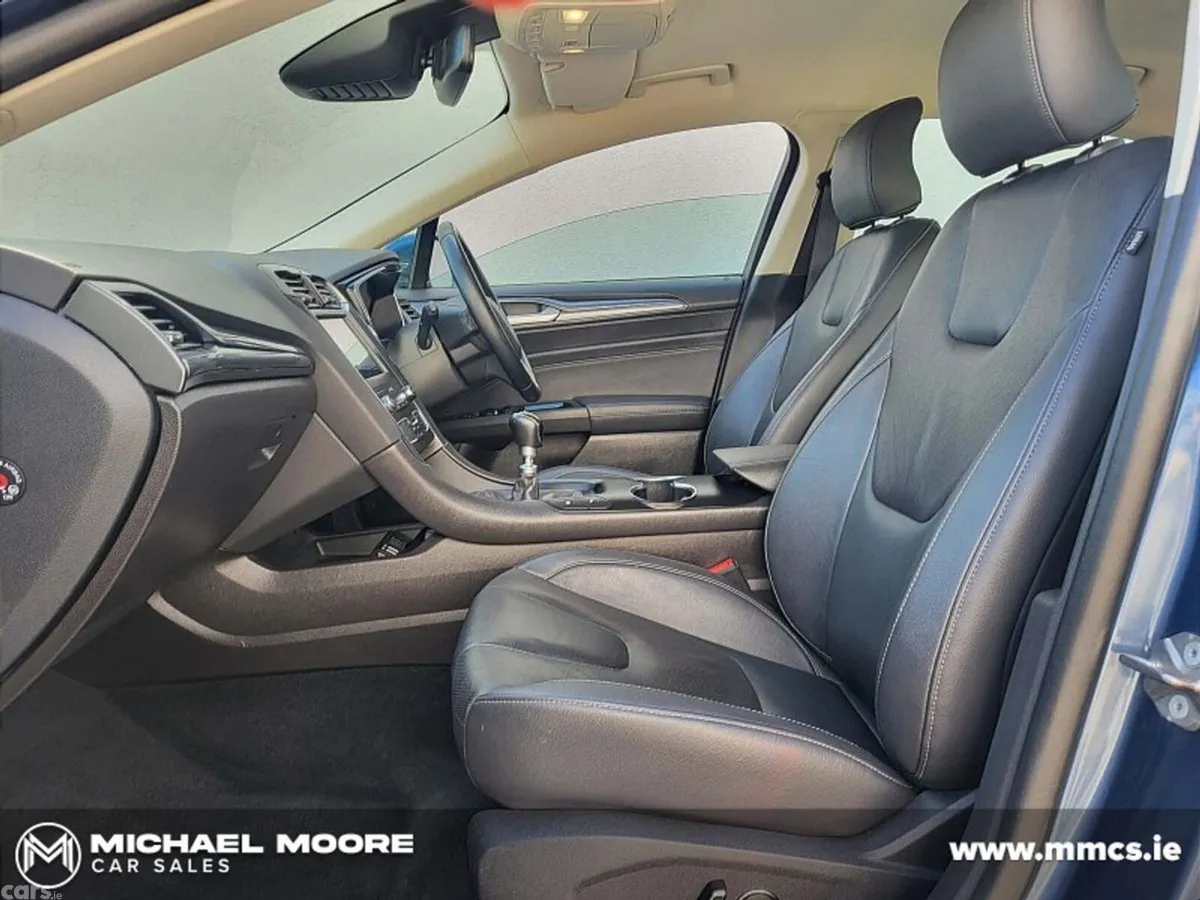 Ford Mondeo Hatchback, Diesel, 2021, Blue