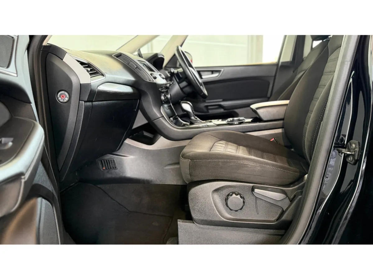 Ford Galaxy Estate, Diesel, 2017, Black