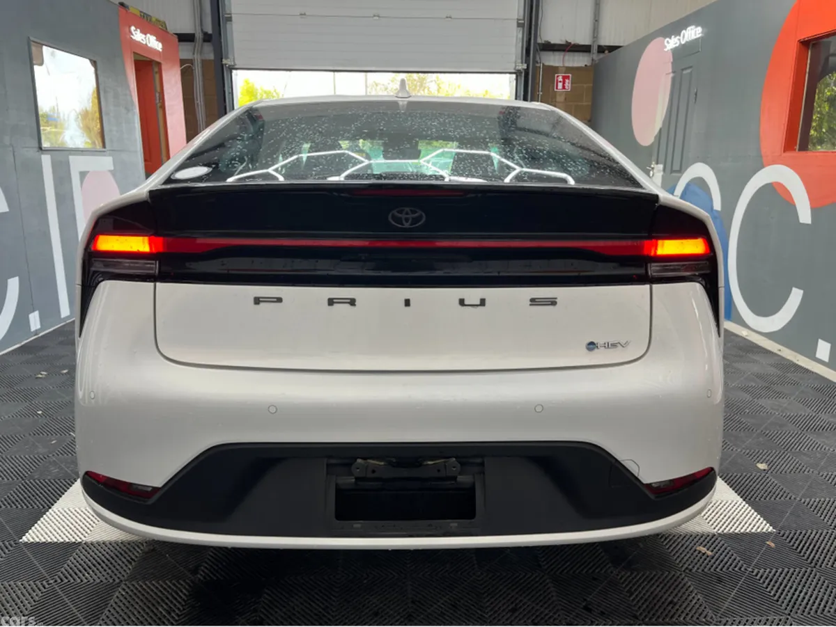Toyota Prius Estate, Petrol, 2024, White