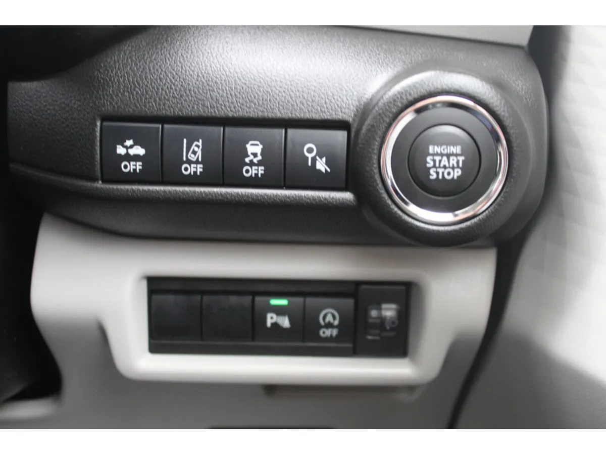 Suzuki Swift Hatchback, Petrol Hybrid, 2027, Orange