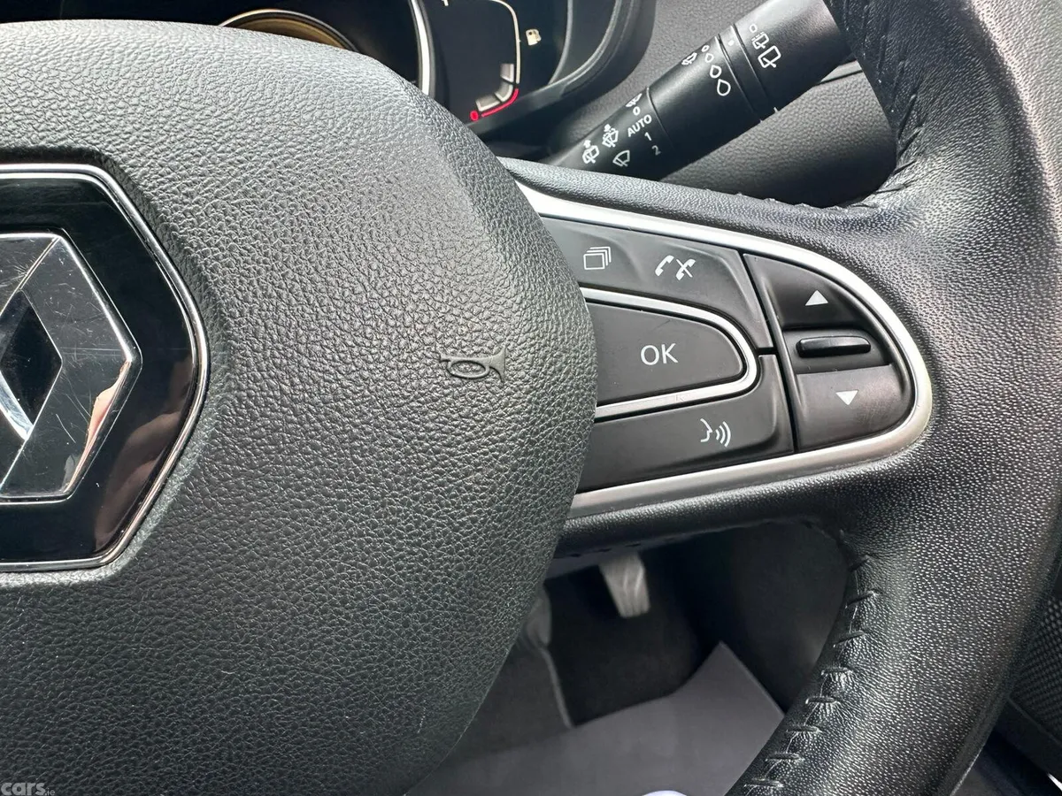 Renault Kadjar SUV, Diesel, 2017, Grey