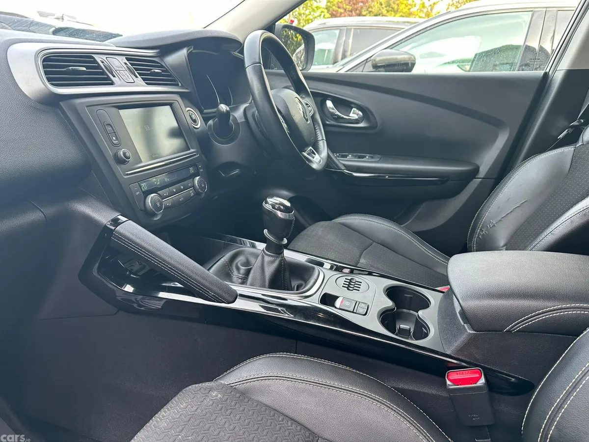 Renault Kadjar SUV, Diesel, 2017, Grey