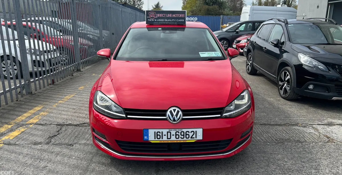 Volkswagen Golf Hatchback, Petrol, 2016, Red