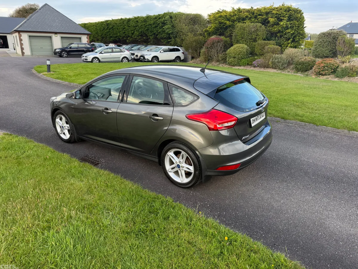 Ford Focus Hatchback, Diesel, 2017, Grey