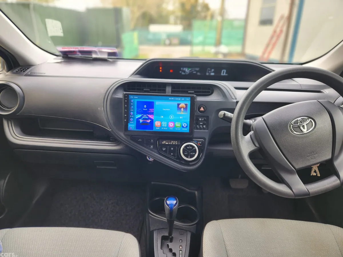 Toyota Aqua Hatchback, Petrol Hybrid, 2020, Silver