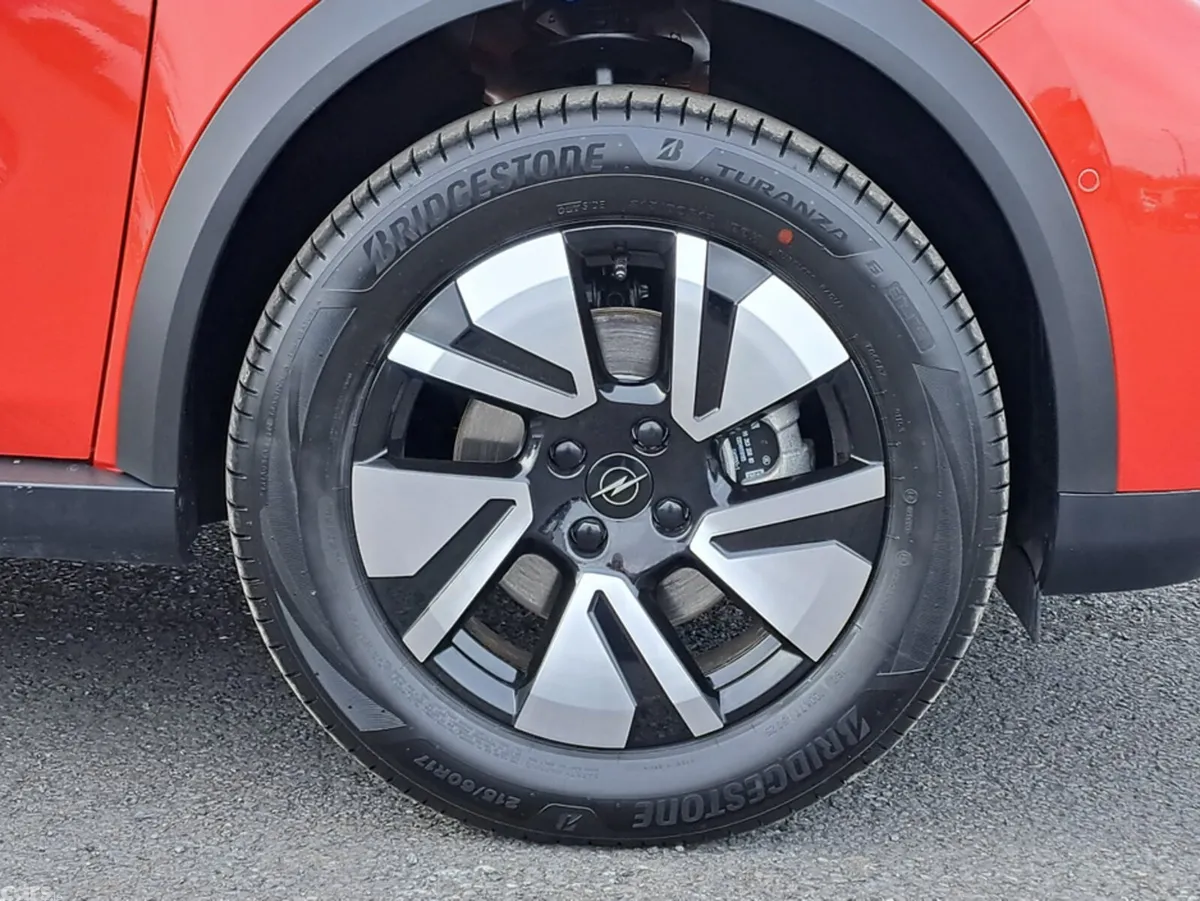 Opel Frontera MPV, Petrol Hybrid, 2026, Orange