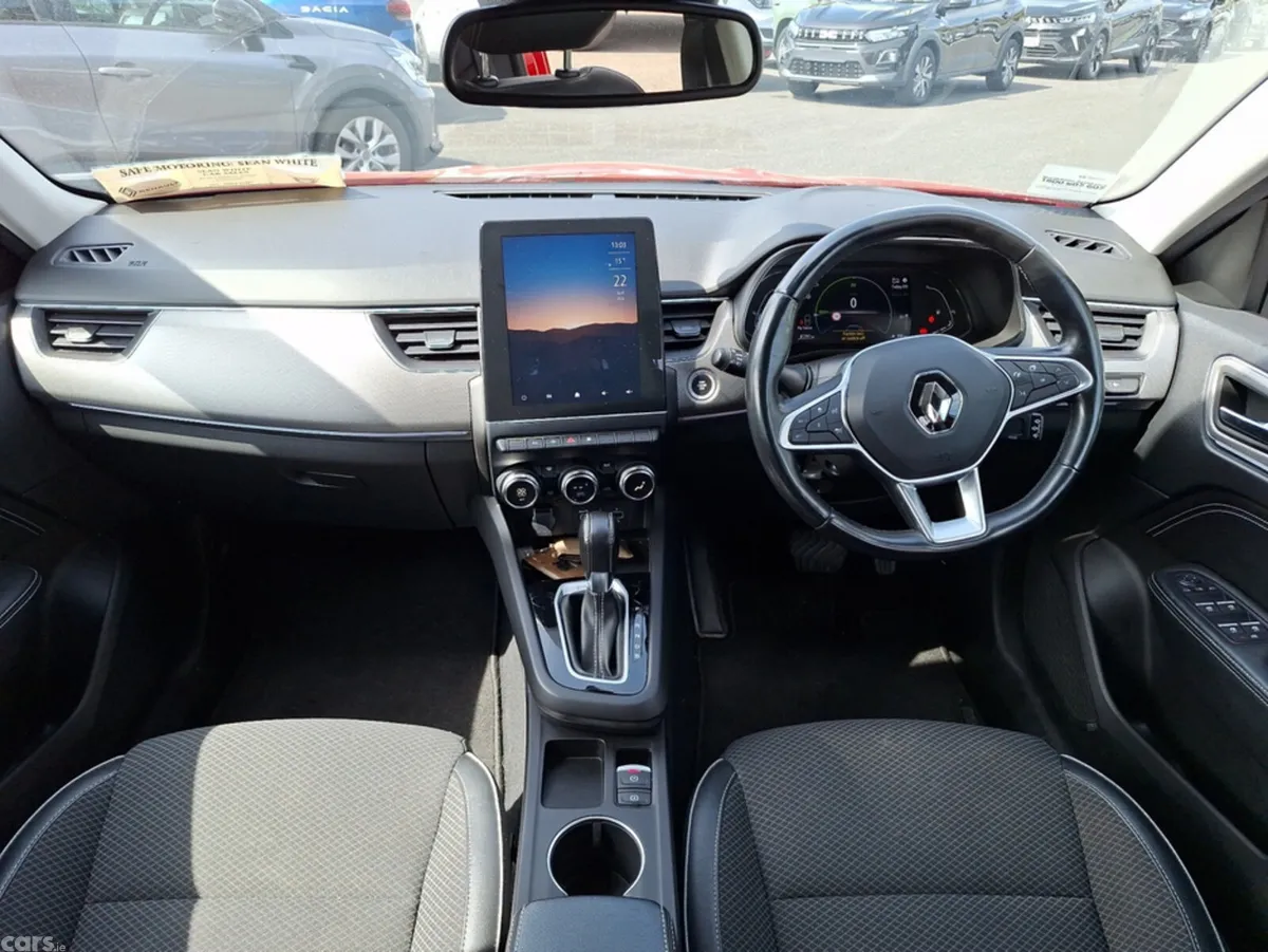 Renault Arkana Hatchback, Petrol, 2022, Red