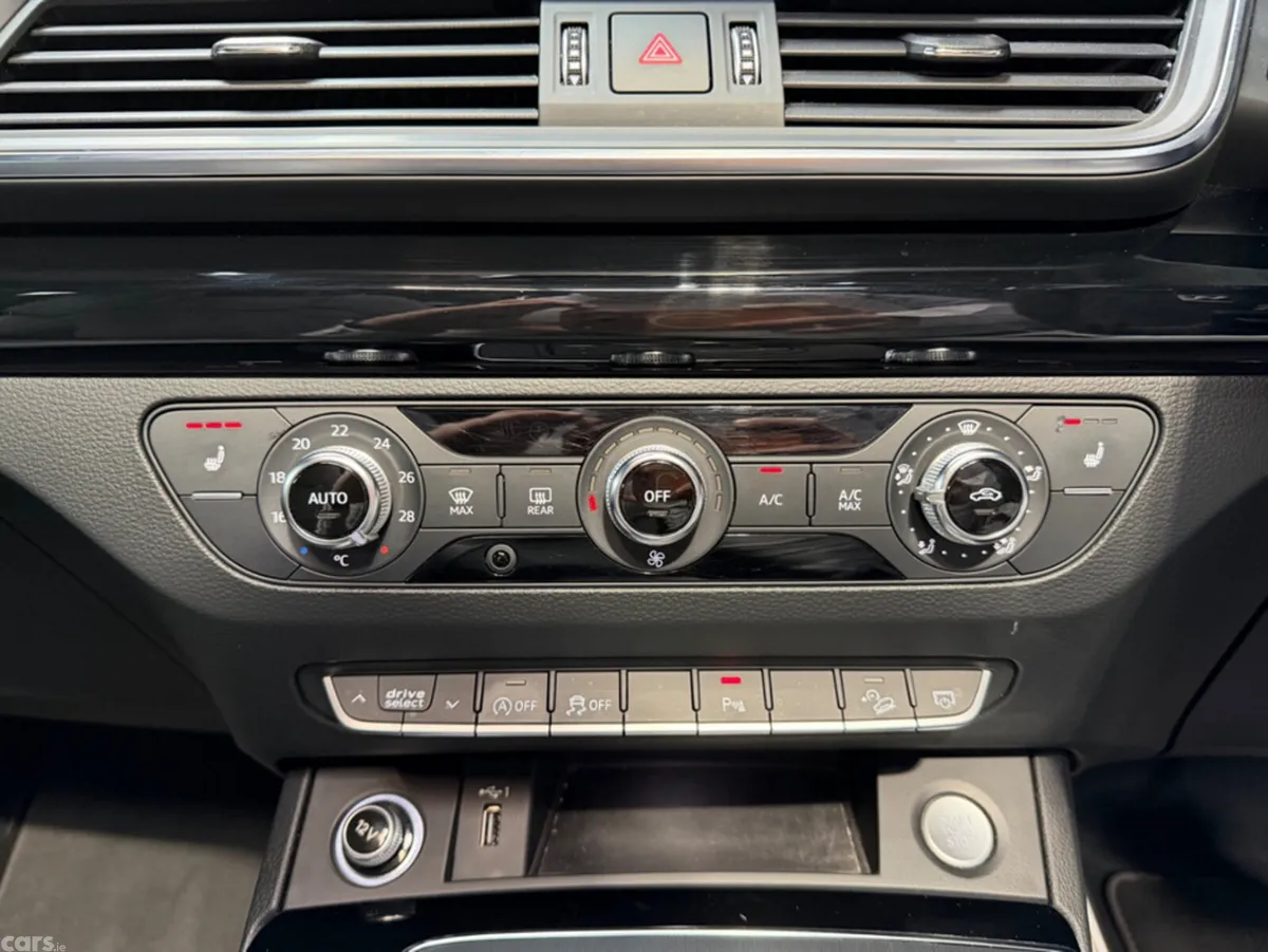 Audi Q5 SUV, Diesel, 2020, Blue