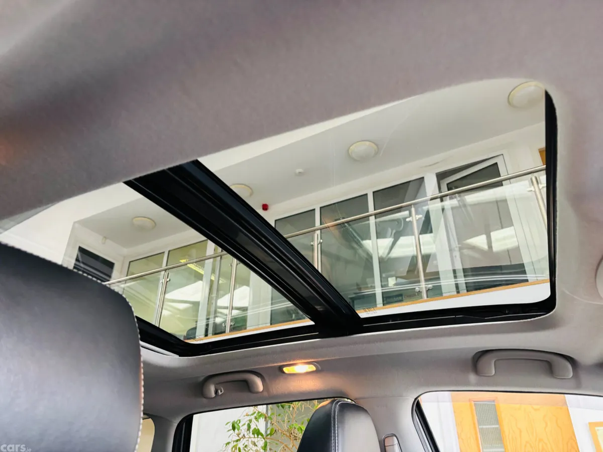 Suzuki Vitara SUV, Diesel, 2018, Grey