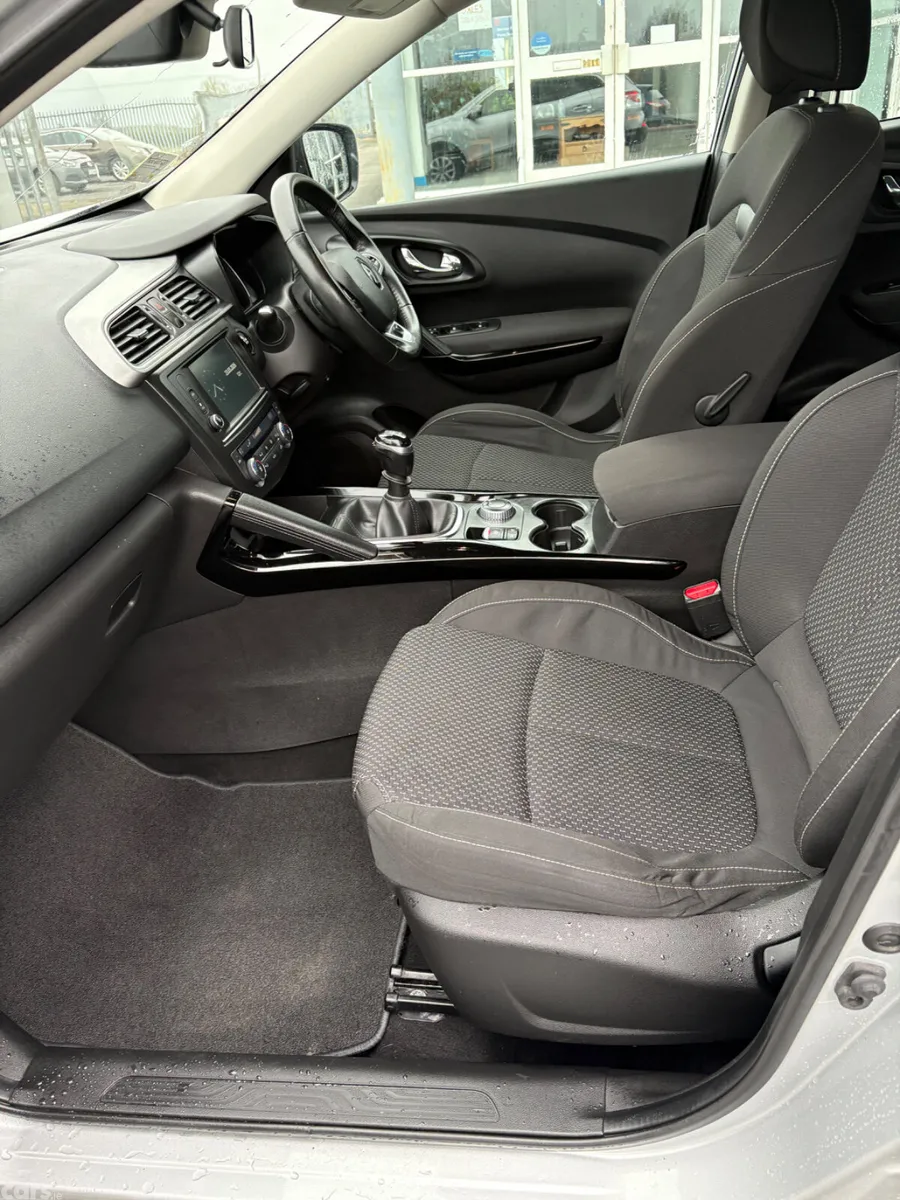 Renault Kadjar SUV, Diesel, 2016, Silver