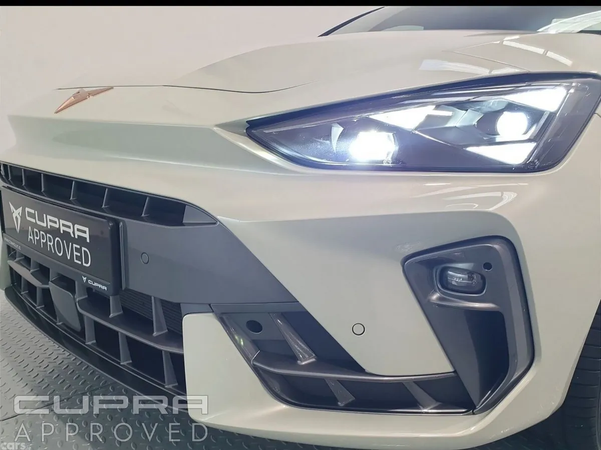 Cupra Leon Hatchback, Petrol Plug-in Hybrid, 2025, Grey