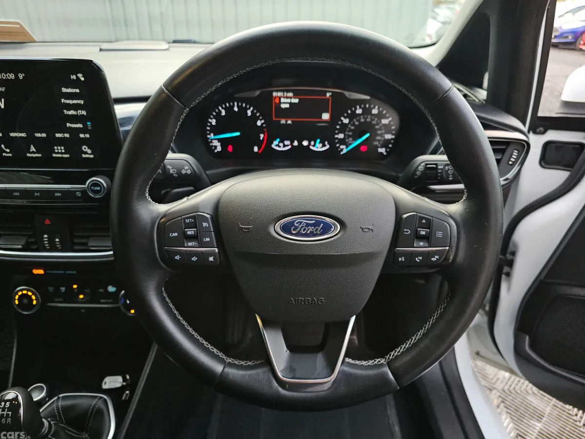 Ford Fiesta Hatchback, Petrol, 2018, White