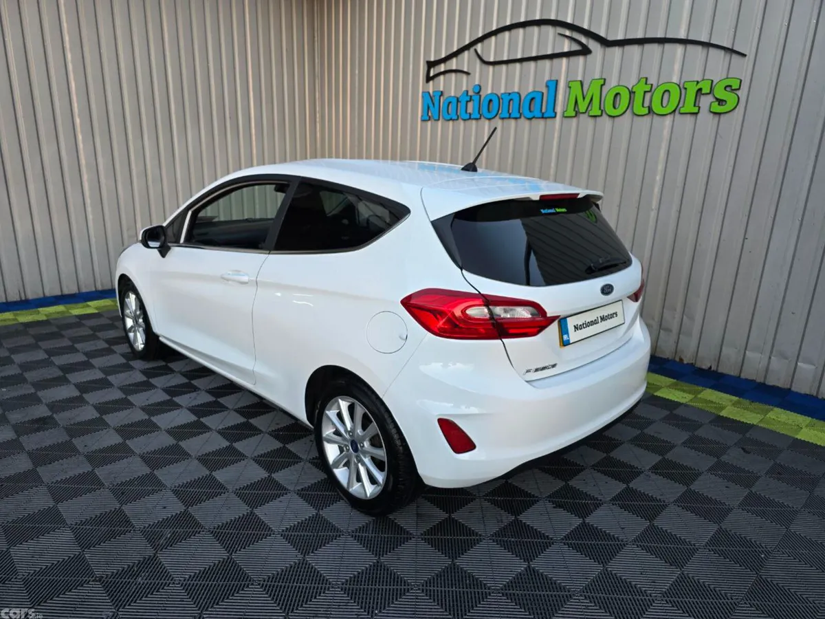 Ford Fiesta Hatchback, Petrol, 2018, White