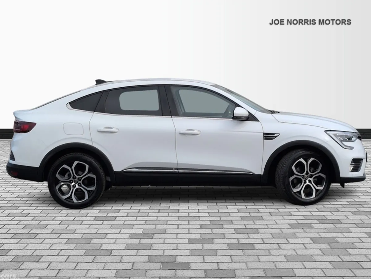 Renault Arkana Hatchback, Petrol, 2022, White