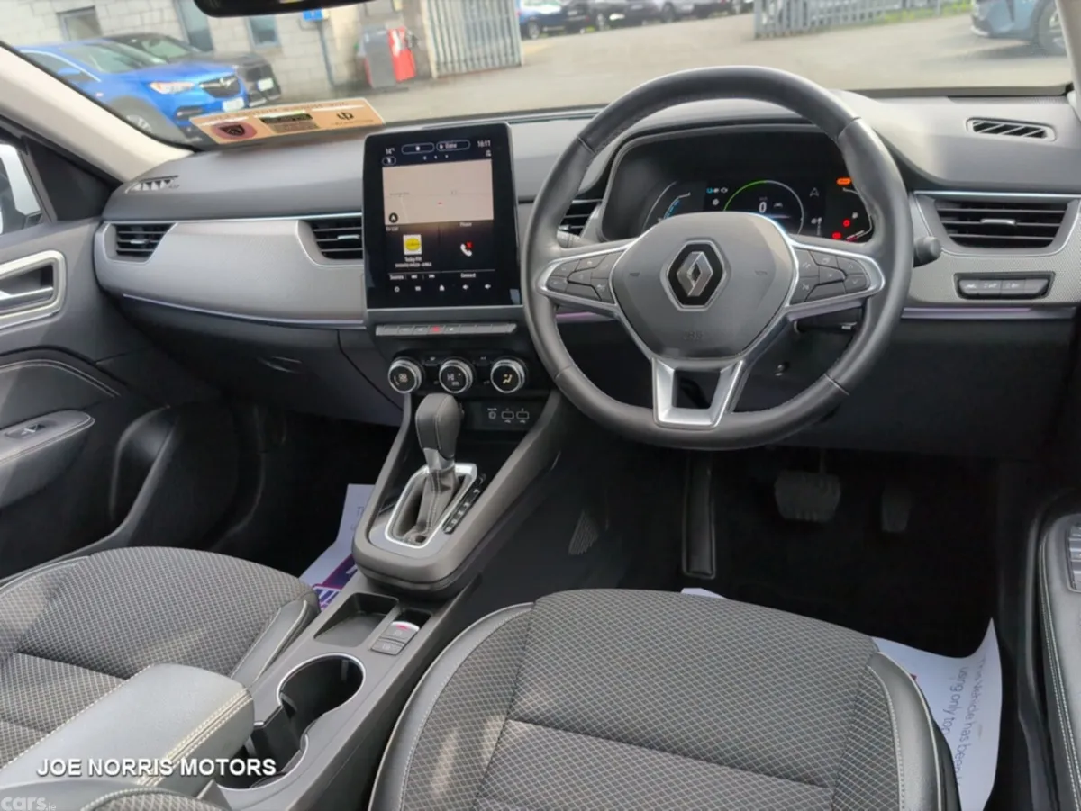 Renault Arkana Hatchback, Petrol, 2022, White