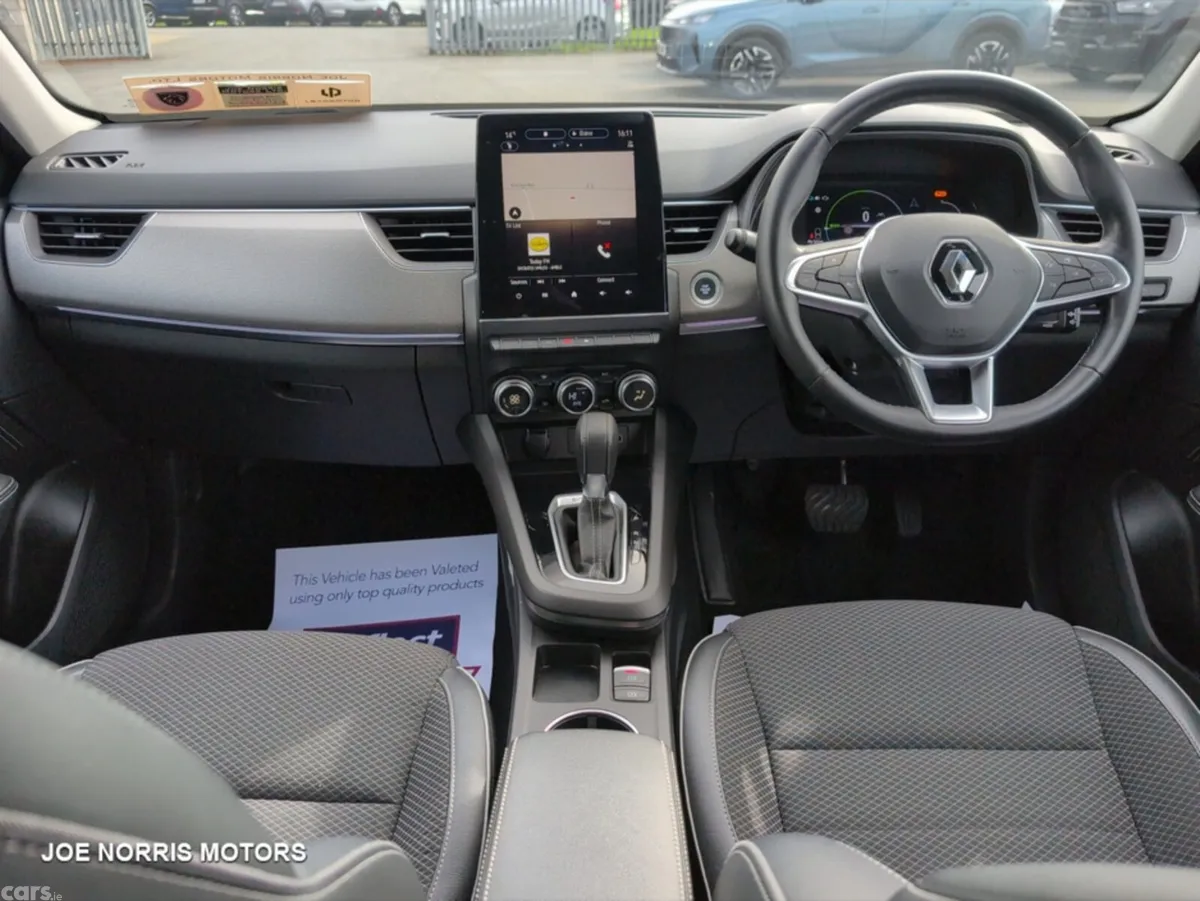 Renault Arkana Hatchback, Petrol, 2022, White