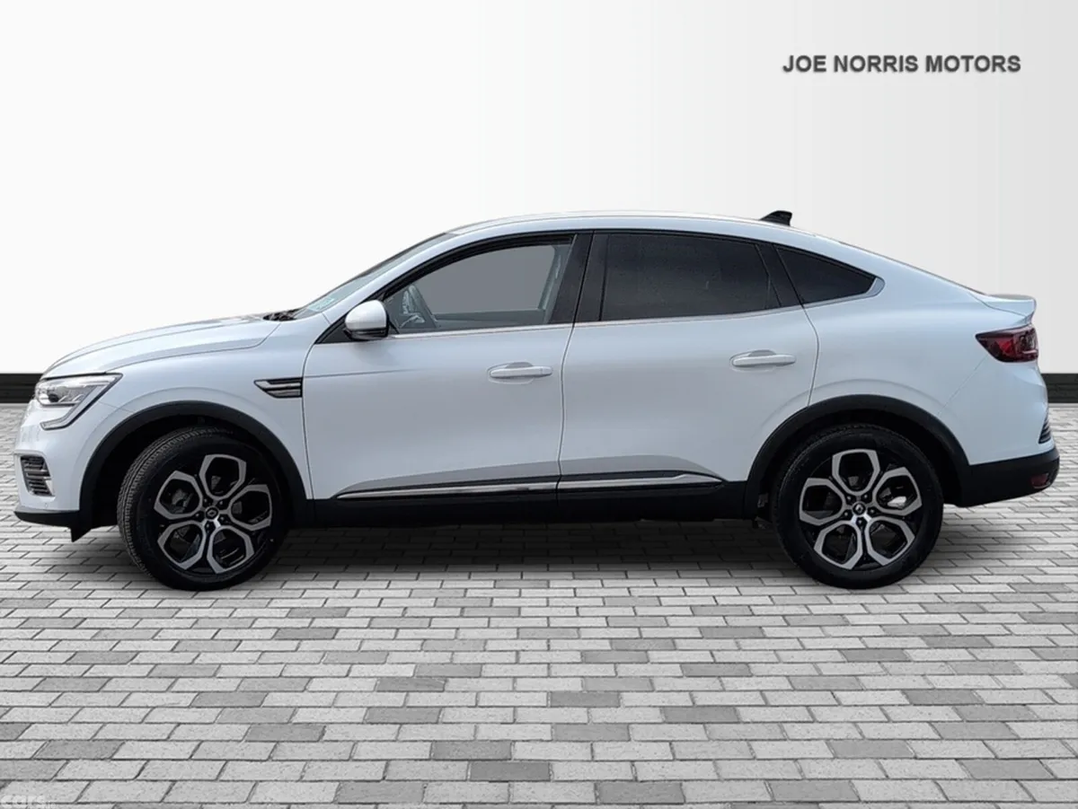 Renault Arkana Hatchback, Petrol, 2022, White