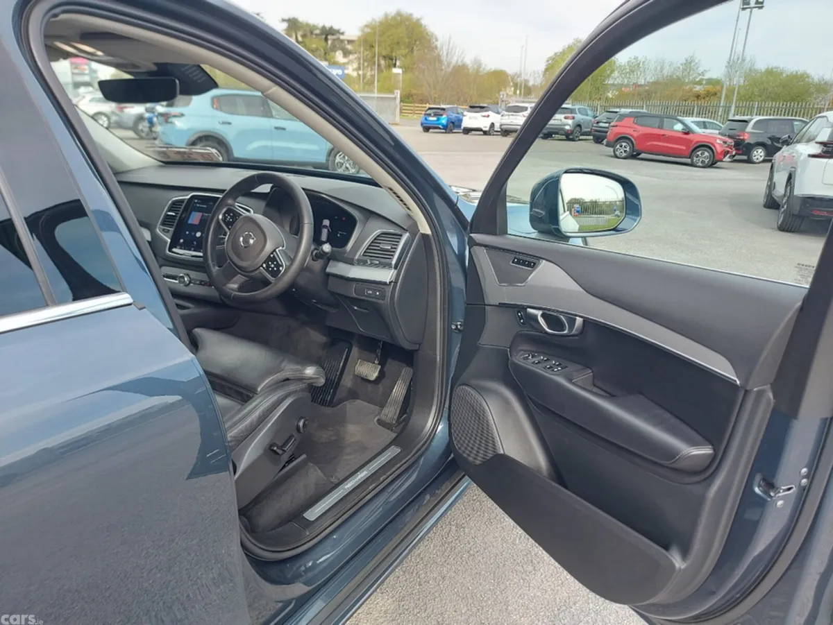 Volvo XC90 MPV, Petrol Plug-in Hybrid, 2023, Blue